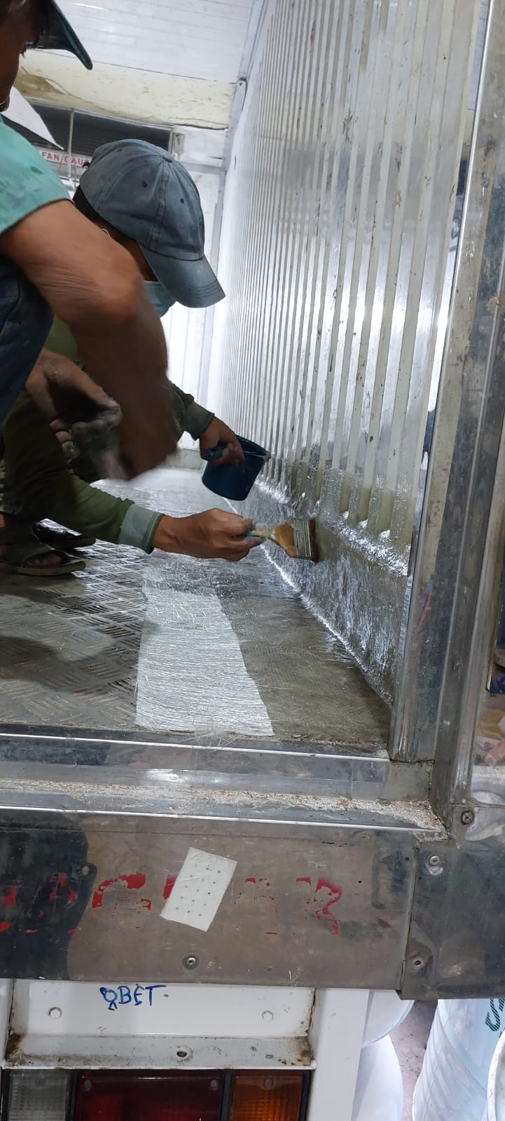 linning fibreglass lapisan anti bocor Des25 (1)